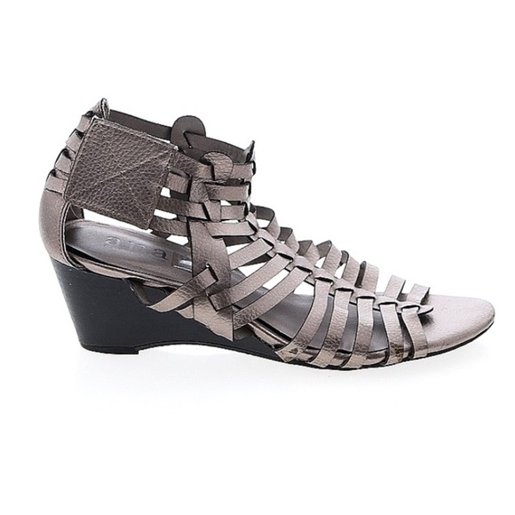 A.N.A. Gray Metallic Strappy Wedge Heels Open Toe Size 6.5 - Picture 1 of 2